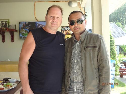 suksompong resort