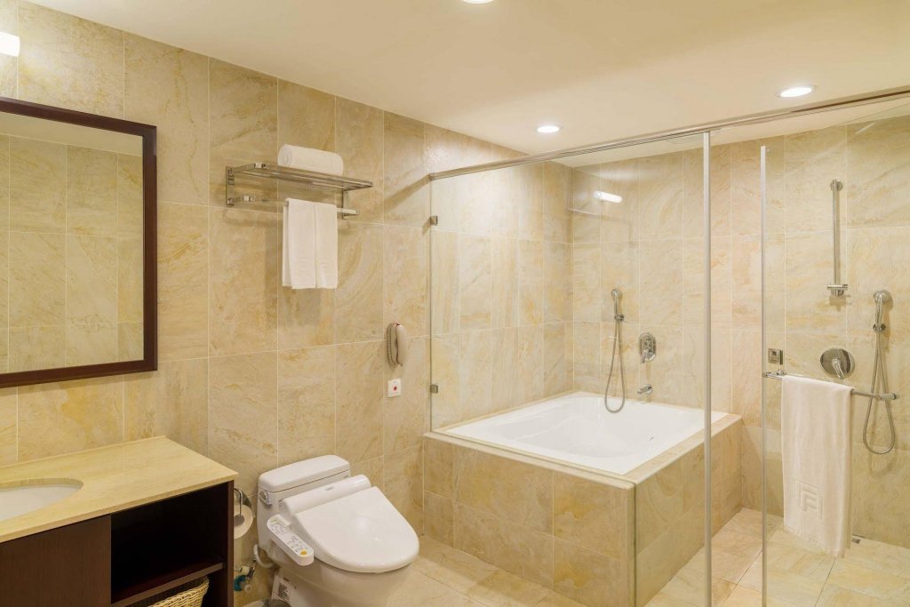 Fushin Hotel Taipei,Near Taipei World Trade Center Nangang Exhibition Hall,4 star