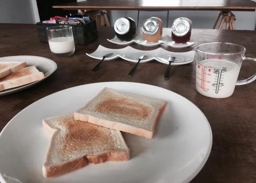 old man captain hostel ii