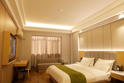 greentree inn jiuquan century plaza hotel