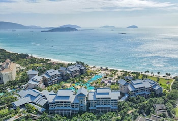 hilton sanya yalong bay resort and spa