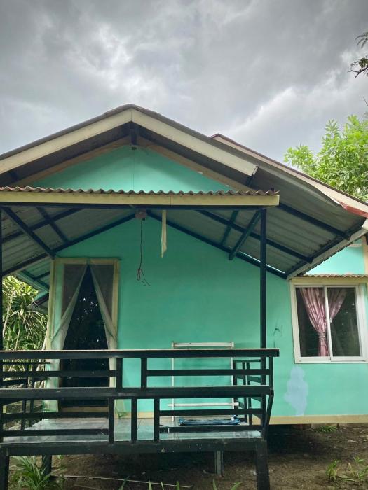 racha sunset resort koh siboya