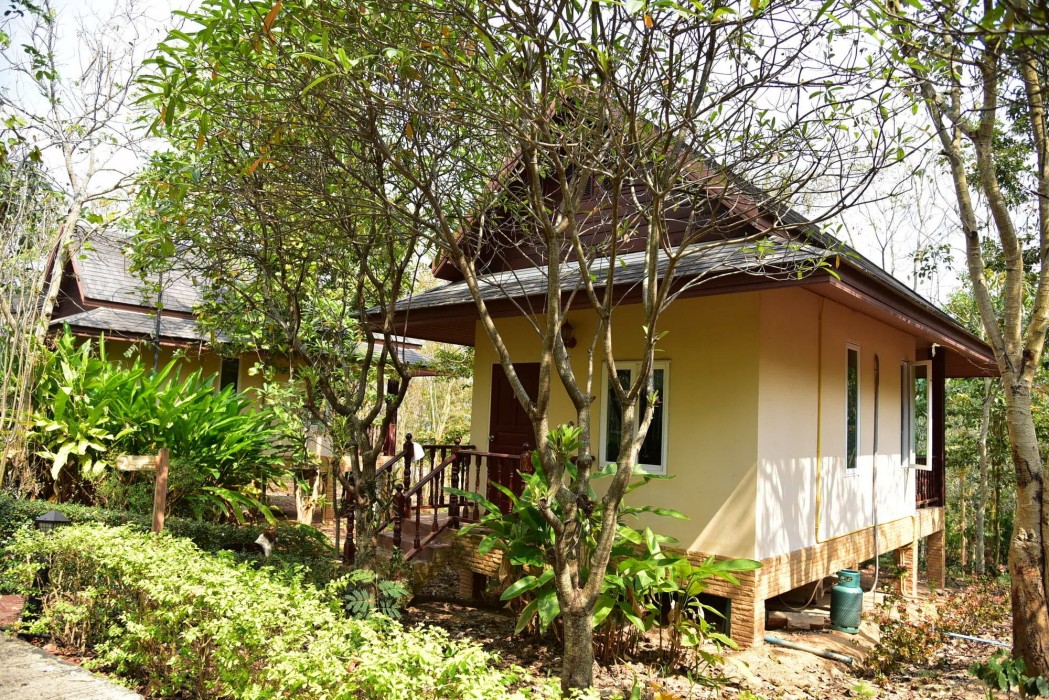 Khaoyai Nature Retreat,Pak Chong>>Khao Yai National Park,2.5 star