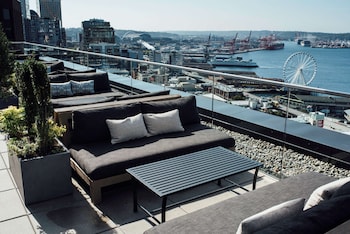 thompson seattle by hyatt