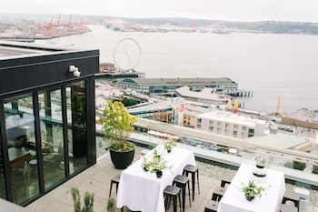 thompson seattle by hyatt