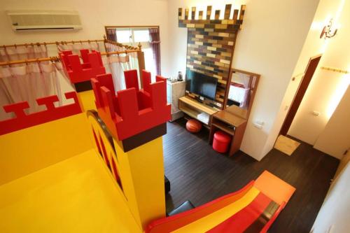 mei man slide homestay