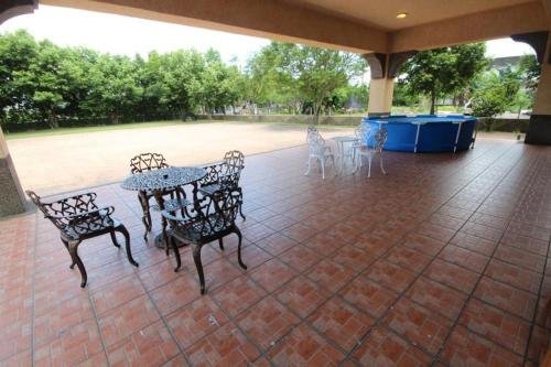 mei man slide homestay