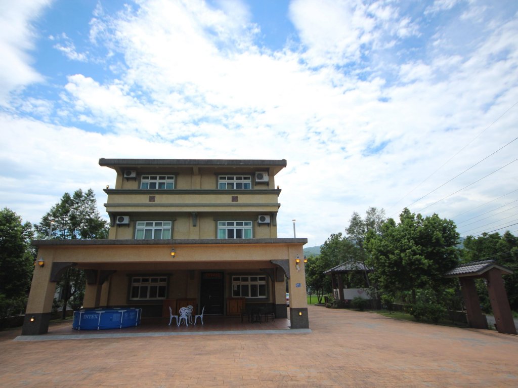 mei man slide homestay