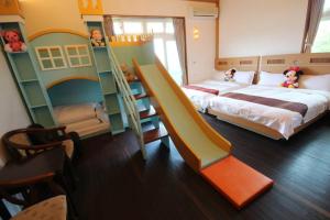 mei man slide homestay