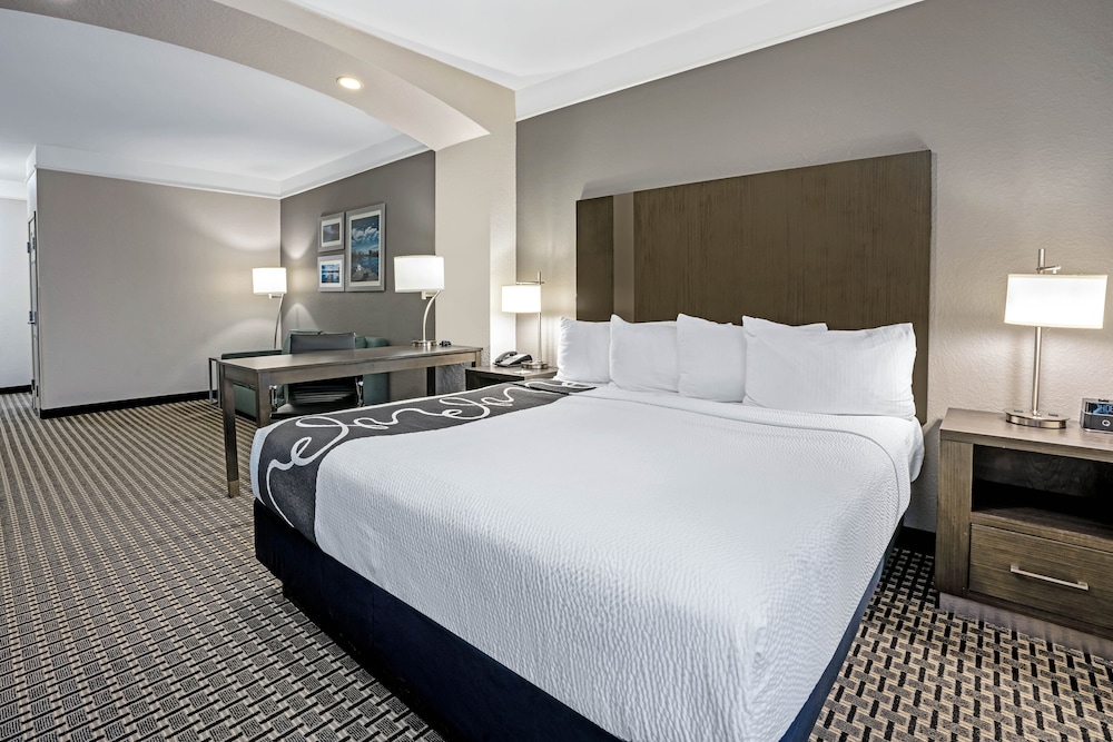 la quinta inn and suites by wyndham conroe