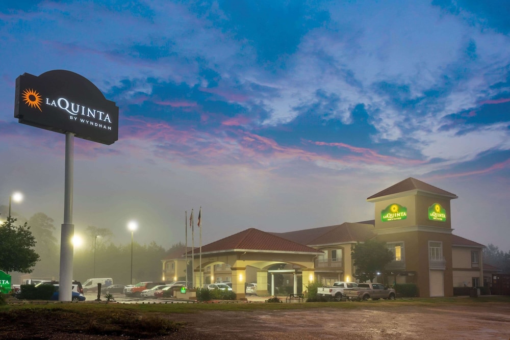 la quinta inn and suites by wyndham conroe