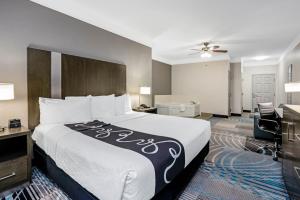 la quinta inn and suites by wyndham conroe