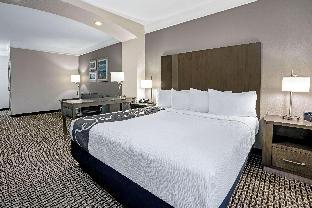 la quinta inn and suites by wyndham conroe