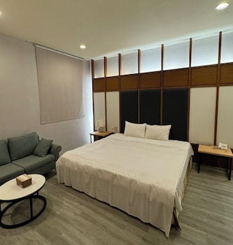 her home spa motel douliu