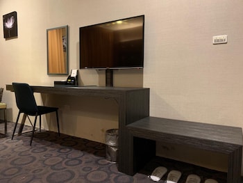 her home spa motel douliu