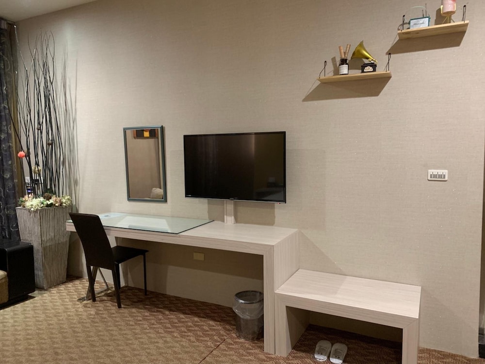 her home spa motel douliu