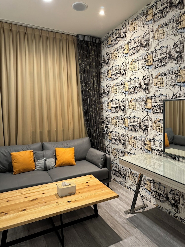 her home spa motel douliu