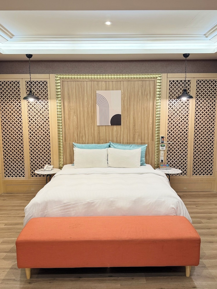 her home spa motel douliu