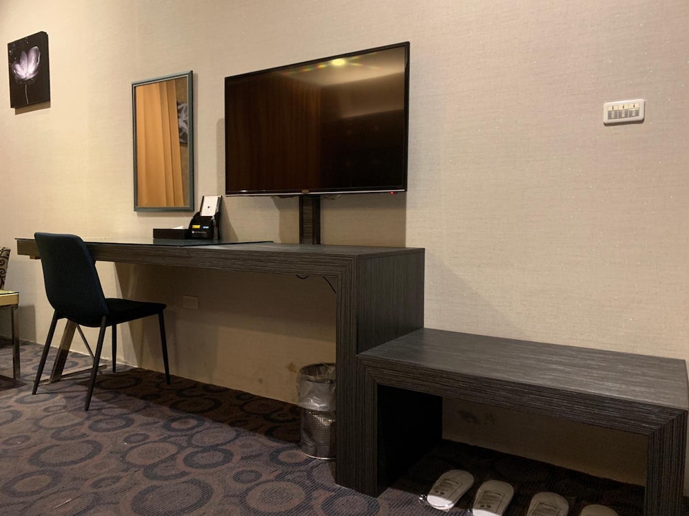 her home spa motel douliu