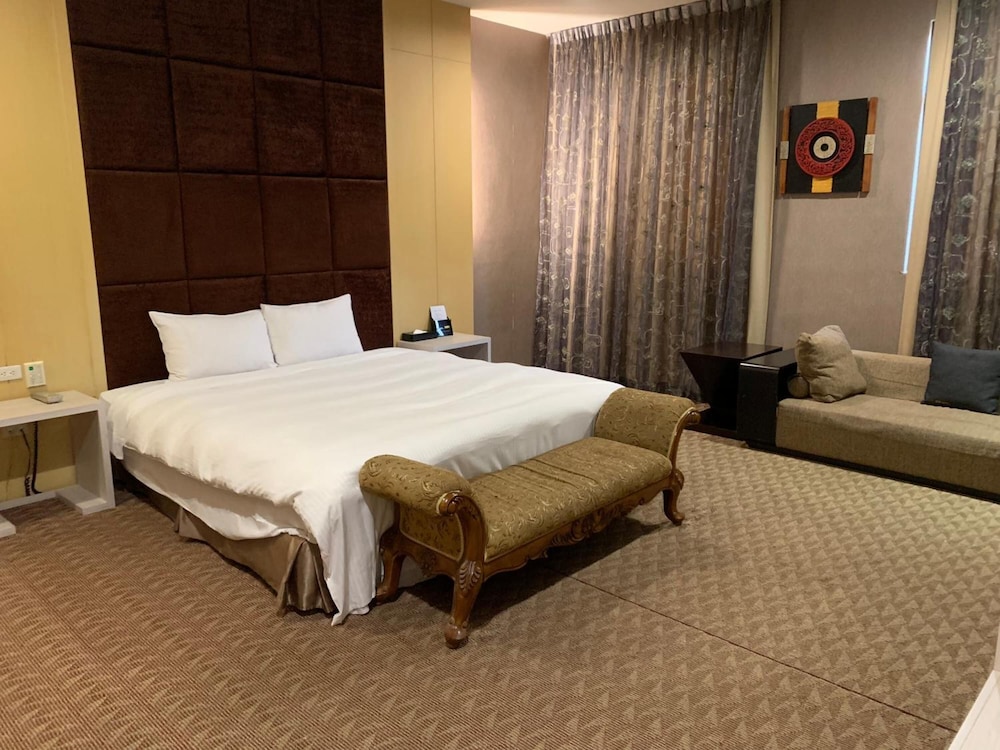 her home spa motel douliu