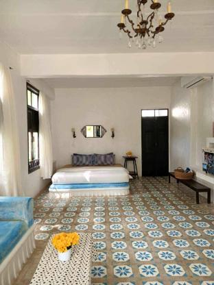 brassiere beach hotel