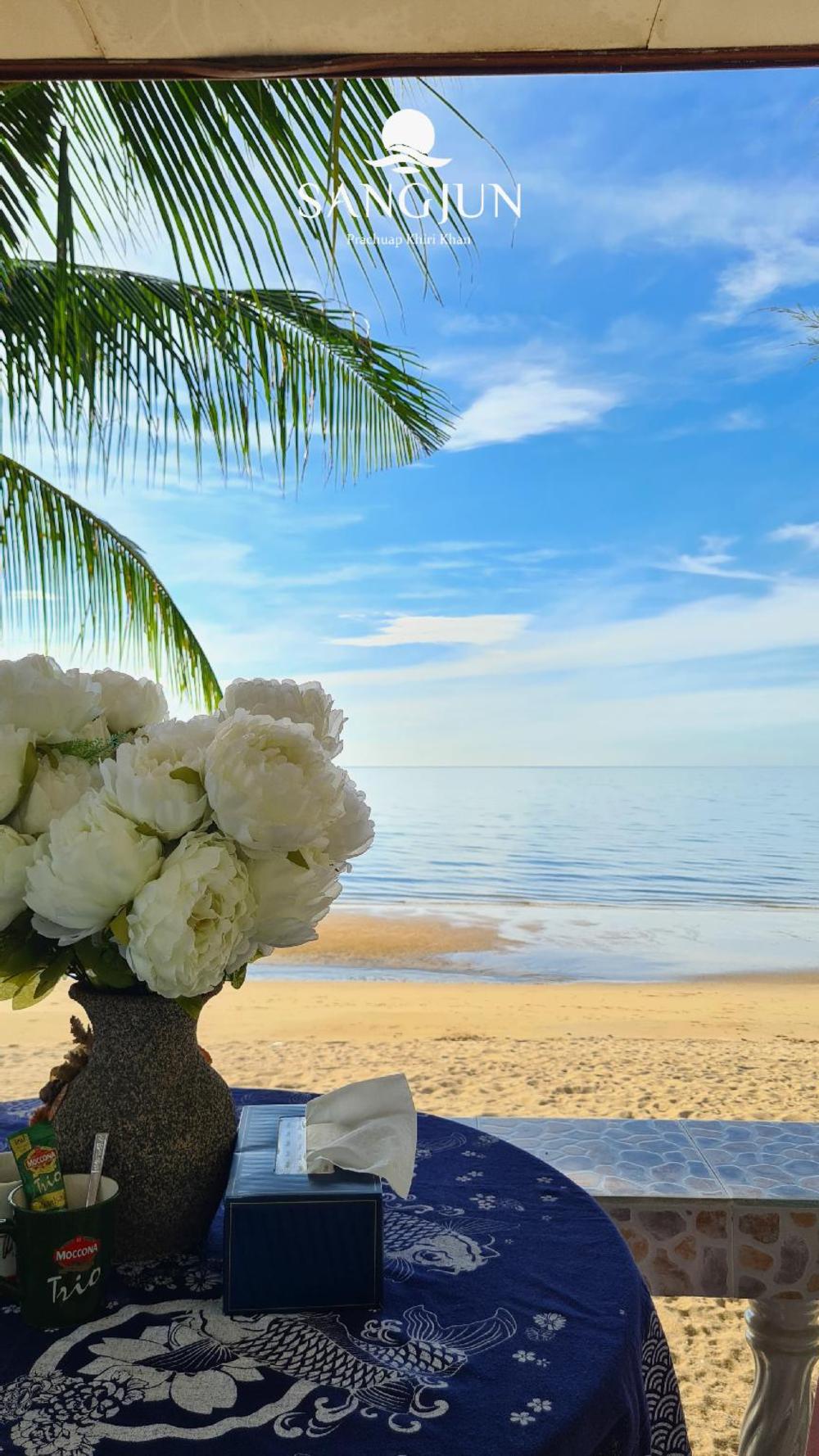 sangjun on beach resort