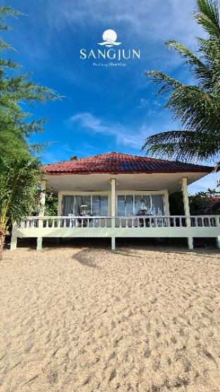 sangjun on beach resort