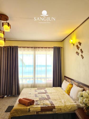 sangjun on beach resort