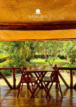 sangjun on beach resort