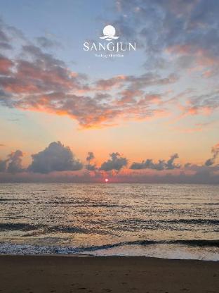 sangjun on beach resort