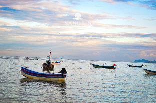 sangjun on beach resort