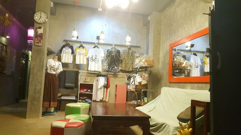 tonkong guesthouse and restaurant