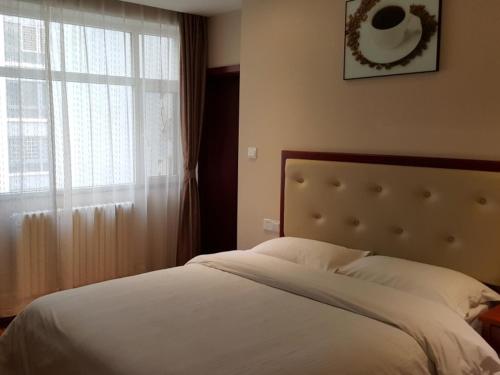 greentree inn shandong taian wanda plaza bus station express hotel