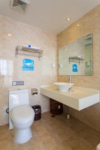 7 days inn shenzhen international exhibition center shajing metro station