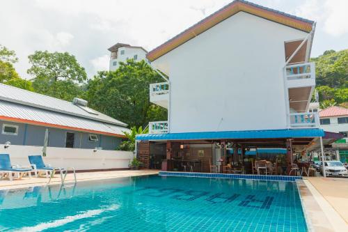 rabbit mansion patong hotel