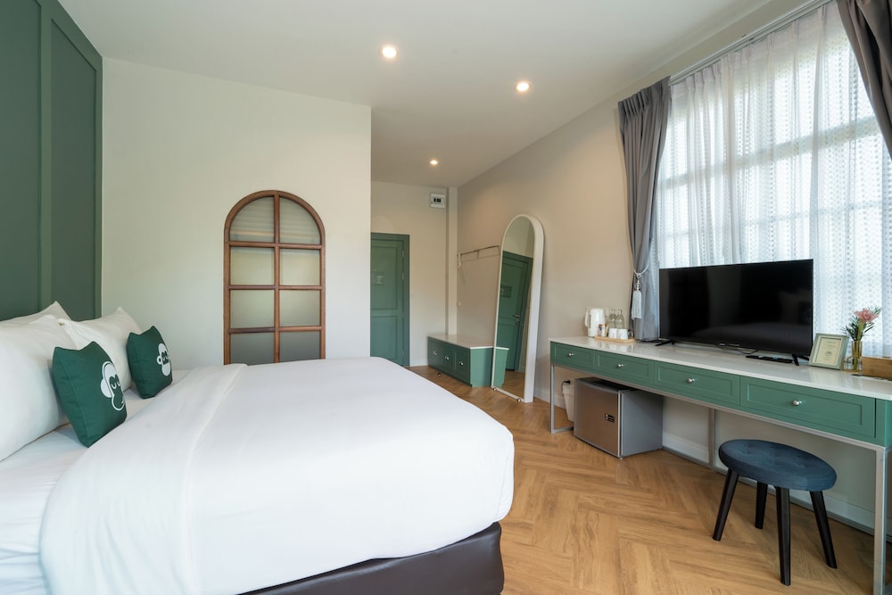 blu monkey pooltara krabi hotel and villas
