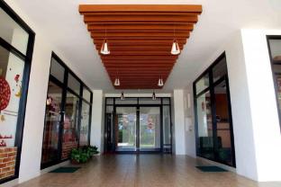 Sakura Boutique Hotel,Ban Bueng>>Baan Khai,3 star