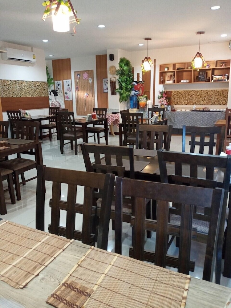 sakura boutique hotel