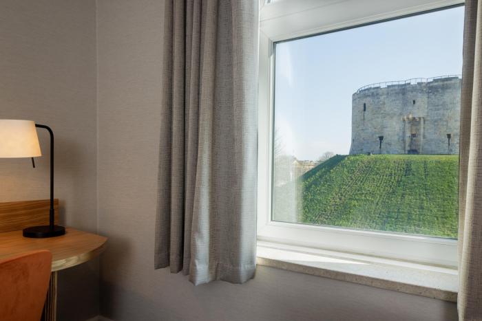 hilton york
