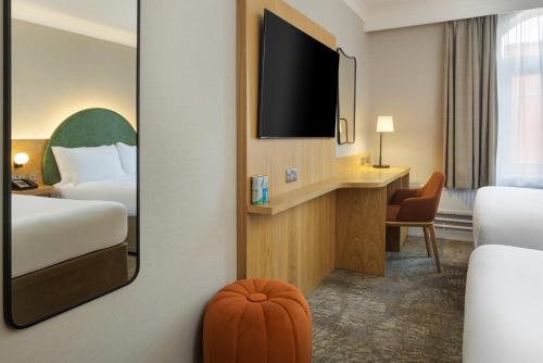 hilton york
