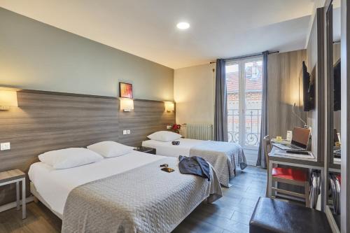 hipotel paris buttes chaumont