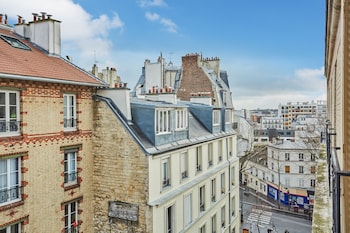 hipotel paris buttes chaumont