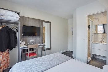 hipotel paris buttes chaumont