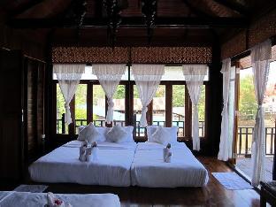at casa guesthouse amphawa
