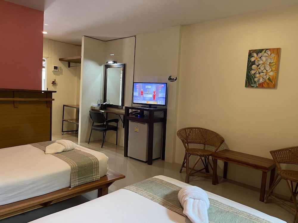 Ruen Kaew Boutique Resort,Phrae Province>>Phrae,3 star