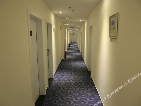 7 days inn foshan university creative industry park