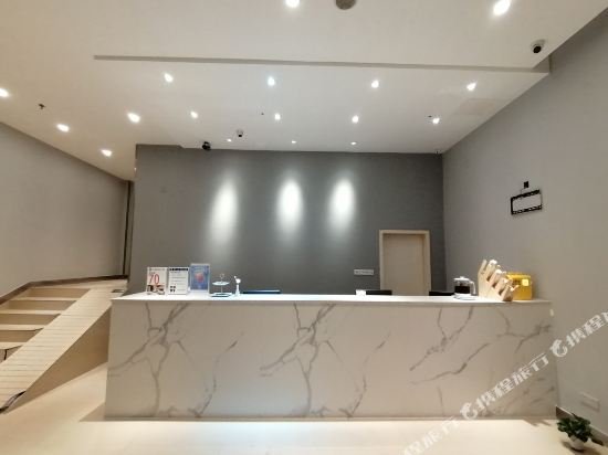 7 days inn foshan university creative industry park