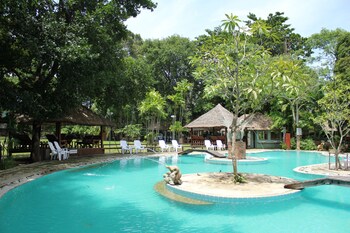 villa cha cha chaolao beach resort