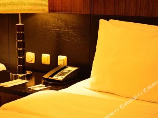 al safwa hotel tower 1