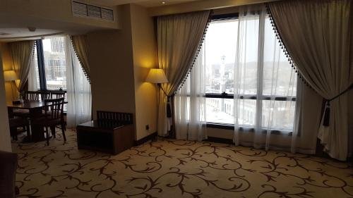 al safwa hotel tower 1